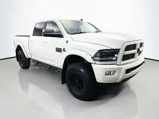 Ram 3500 2016 4x4 Laramie 4p. Cabina de Tripulación 6,3 pies. Caja Larga SRW Camioneta