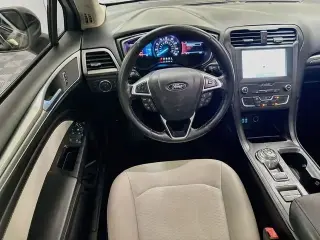 Ford Fusion 2020 SE 4dr Sedan