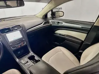 Ford Fusion 2020 SE 4dr Sedan
