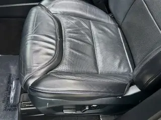 Ford Explorer 2020 AWD Platinum 4p SUV