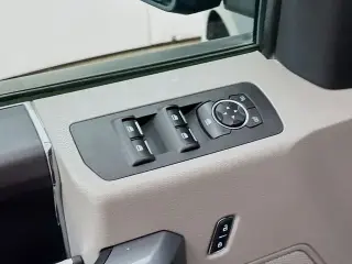 Ford F-150 2018 4x4 XLT 4p SuperCrew 6.5 ft. SB