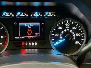 Ford F-150 2019 4x4 XLT 4 puertas SuperCrew 6,5 pies SB