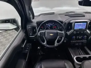 Chevrolet Silverado 1500 2019 4x4 LTZ 4p Camión de pasajeros estándar 5.8 pies CA