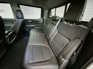 Chevrolet Silverado 1500 2019 4x4 LTZ 4p Camión de pasajeros estándar 5.8 pies CA