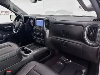 Chevrolet Silverado 1500 2019 4x4 LTZ 4p Camión de pasajeros estándar 5.8 pies CA