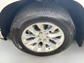 Chevrolet Silverado 1500 2019 4x4 LTZ 4p Camión de pasajeros estándar 5.8 pies CA