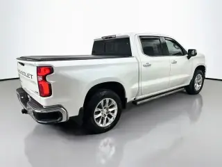 Chevrolet Silverado 1500 2019 4x4 LTZ 4p Camión de pasajeros estándar 5.8 pies CA