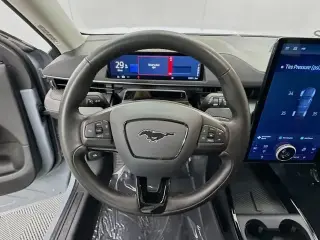 Ford Mustang Mach-E 2024 Select 4p SUV