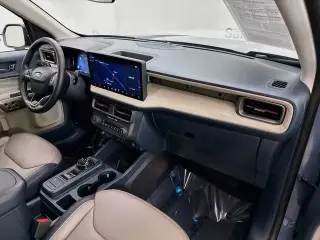Ford Maverick 2025 AWD Lariat 4dr SuperCrew 4.5 ft. SB