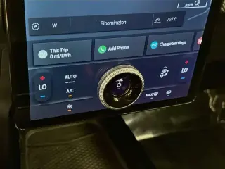 Ford Mustang Mach-E 2025 Select SUV 4p.