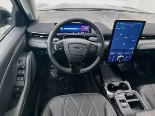 Ford Mustang Mach-E 2025 Select SUV 4p.