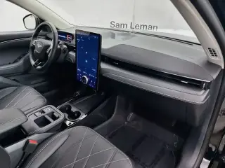 Ford Mustang Mach-E 2025 Select SUV 4p.