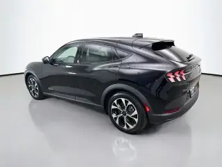 Ford Mustang Mach-E 2025 Select SUV 4p.
