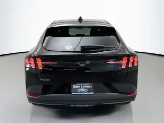 Ford Mustang Mach-E 2025 Select SUV 4p.