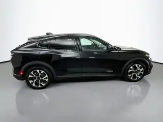 Ford Mustang Mach-E 2025 Select SUV 4p.