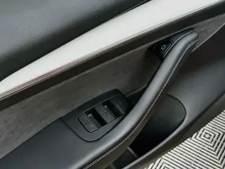 Tesla Model 3 2021 AWD Performance Sedán de 4 puertas