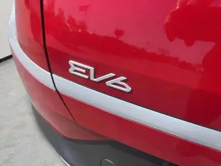 Kia EV6 2024 AWD Light Long Range 4 puertas Crossover