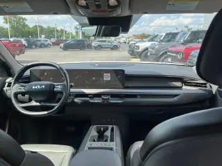 Kia EV9 2024 AWD Wind 4p SUV