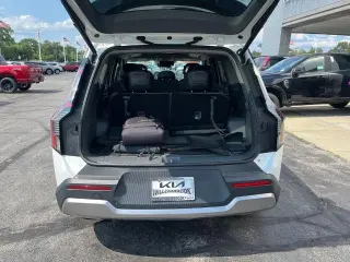 Kia EV9 2024 AWD Wind 4p SUV
