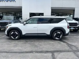 Kia EV9 2024 AWD Wind 4p SUV