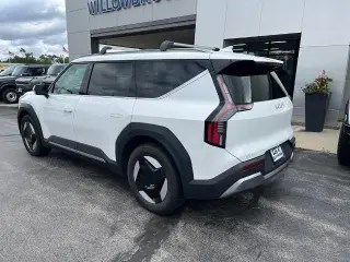 Kia EV9 2024 AWD Wind 4p SUV