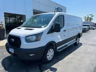 Ford Transit 2024 250 3 puertas SWB Furgón de techo bajo