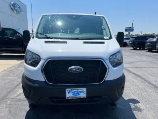 Ford Transit 2024 250 3 puertas SWB Furgón de techo bajo