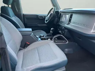 Ford Bronco 2023 4x4 Outer Banks SUV de 4 puertas