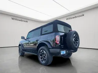 Ford Bronco 2023 4x4 Outer Banks SUV de 4 puertas
