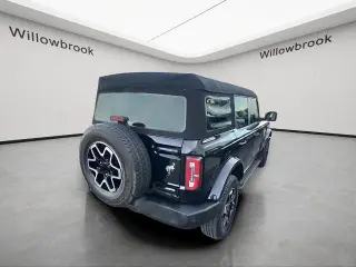 Ford Bronco 2023 4x4 Outer Banks SUV de 4 puertas