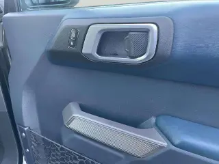 Ford Bronco 2023 4x4 Outer Banks SUV de 4 puertas