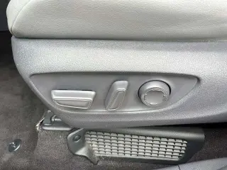 Toyota Sienna 2021 XLE 7 pasajeros Miniván de 4 puertas