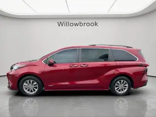 Toyota Sienna 2021 XLE 7 pasajeros Miniván de 4 puertas