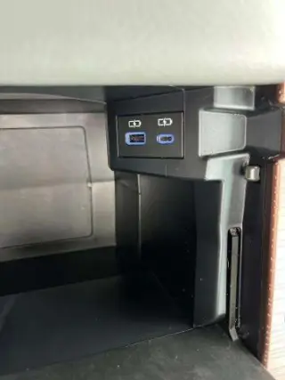 Toyota Sienna 2021 XLE 7 pasajeros Miniván de 4 puertas