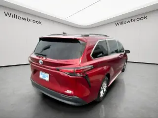 Toyota Sienna 2021 XLE 7 pasajeros Miniván de 4 puertas