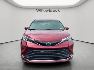 Toyota Sienna 2021 XLE 7 pasajeros Miniván de 4 puertas