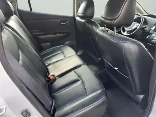 Nissan LEAF 2016 SL 5 puertas portón trasero