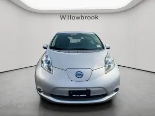 Nissan LEAF 2016 SL 5 puertas portón trasero