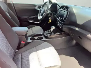 Kia Soul 2024 Crossover LX de 4 puertas