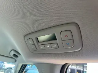 Kia Carnival 2025 EX Miniván de 4 puertas