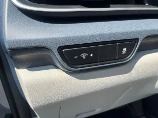 Kia Carnival 2025 EX Miniván de 4 puertas