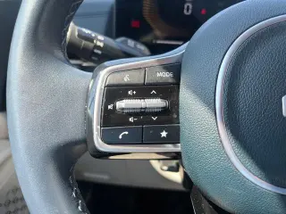Kia Carnival 2025 EX Miniván de 4 puertas