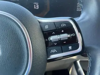 Kia Carnival 2025 EX Miniván de 4 puertas