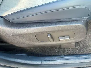 Kia Carnival 2025 EX Miniván de 4 puertas