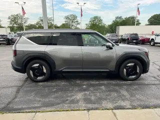 Kia EV9 2024 AWD Wind SUV de 4 puertas