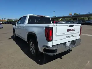 GMC Sierra 1500 2024 4x2 SLT 4dr Crew Cab 5.8 ft. SB