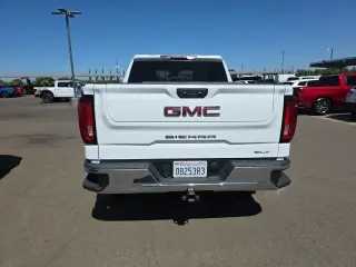 GMC Sierra 1500 2024 4x2 SLT 4dr Crew Cab 5.8 ft. SB