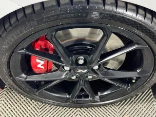 Hyundai ELANTRA N 2025 4dr Sedan 6M