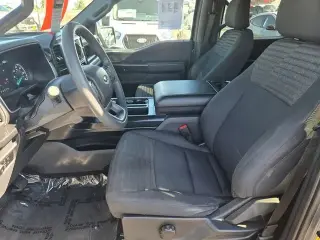 Ford F-150 2023 4x4 XL 4dr SuperCrew 5.5 ft. SB