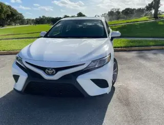 2020 CAMRY SE SEDAN 4D